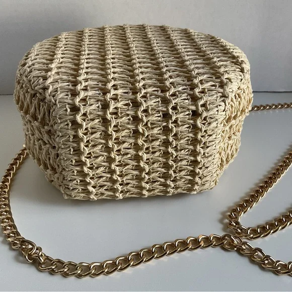Haute Hippie Woven Raffia/Straw Crossbody Bag Gold Chain Strap - Picture 5 of 16